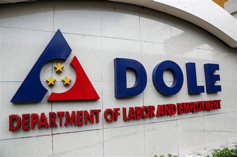 DOLE: Minimum wage hikes approved in NCR, Western Visayas.